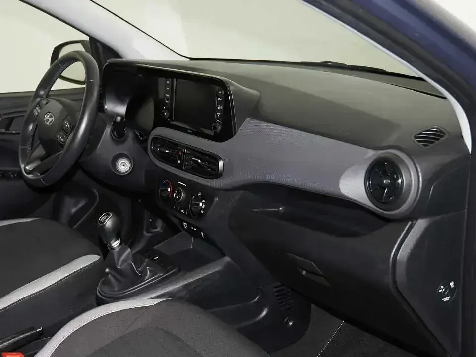 Usado Hyundai i10 67 CV (49 kW) 2025 Otro Utilitario
