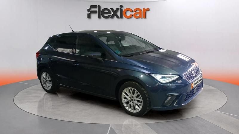Usado Seat Ibiza 116 CV (85 kW) 2024 Gris Utilitario