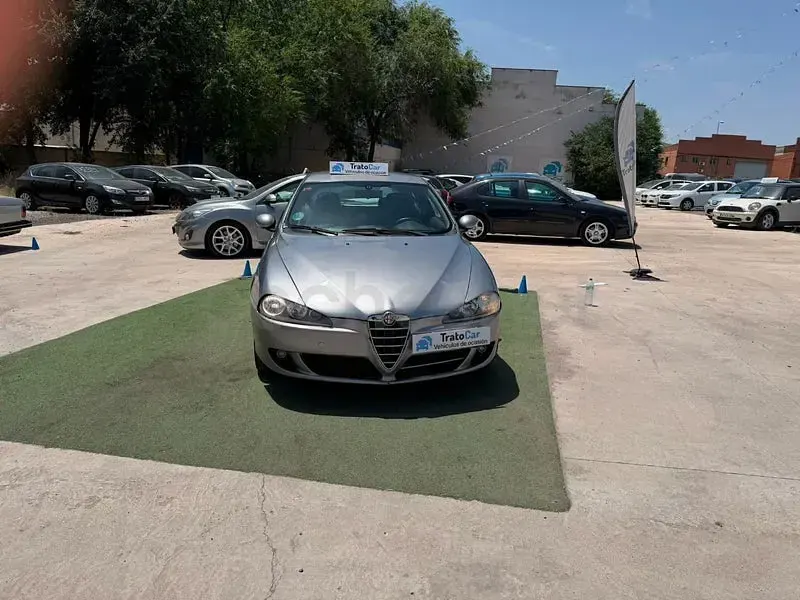 Usado Alfa Romeo 147 105 CV (77 kW) 2007 Beige Utilitario