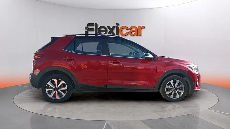Usado Kia Stonic GT-Line 101 CV (74 kW) 2021 Rojo SUV