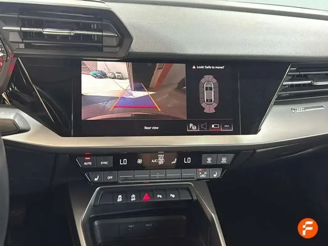 Usado Audi A3 Sportback S-Line 110 CV (80 kW) 2023 Gris Utilitario