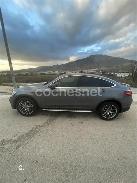 Usado Mercedes GLC220 194 CV (142 kW) 2018 Gris / plata Coupe