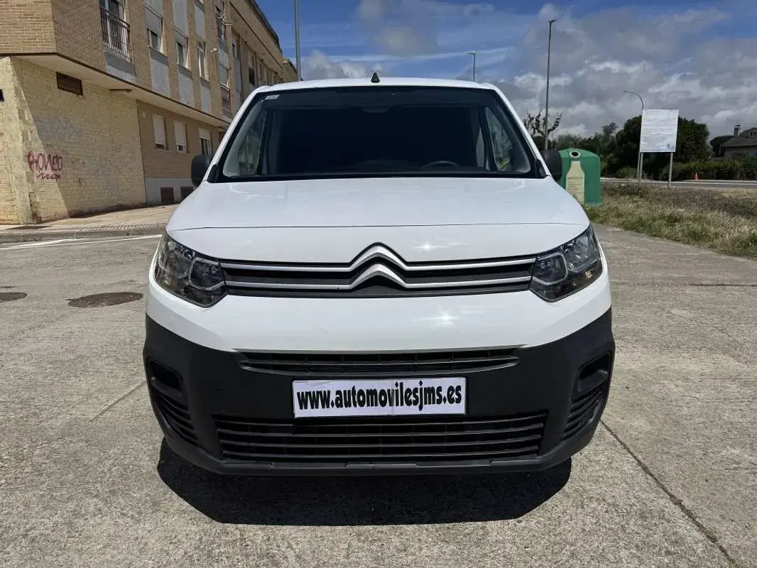 Usado Citroën Berlingo 76 CV (55 kW) 2019 Blanco Monovolumen