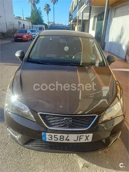 Usado Seat Ibiza Reference 90 CV (66 kW) 2015 Negro Berlina
