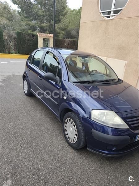 Usado Citroën C3 75 CV (55 kW) 2004 Azul Berlina