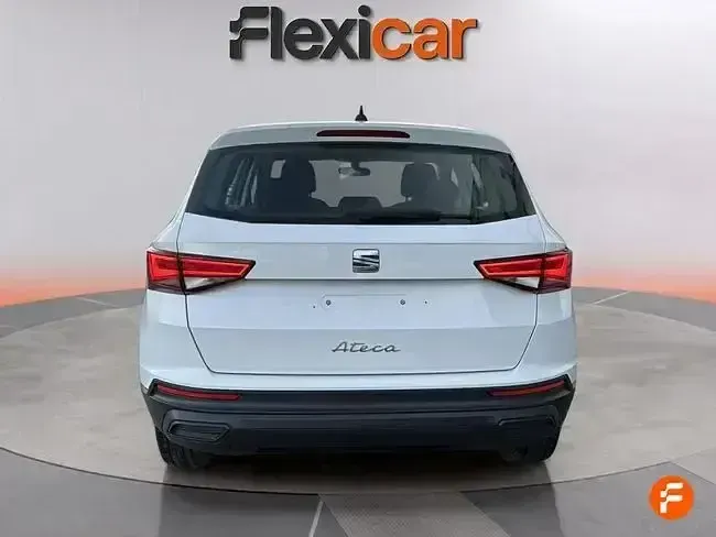 Usado Seat Ateca Reference 110 CV (80 kW) 2023 Blanco SUV