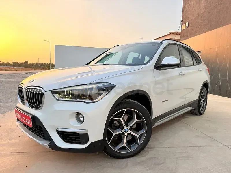 Usado BMW X1 Comfort Edition 150 CV (110 kW) 2015 Blanco SUV