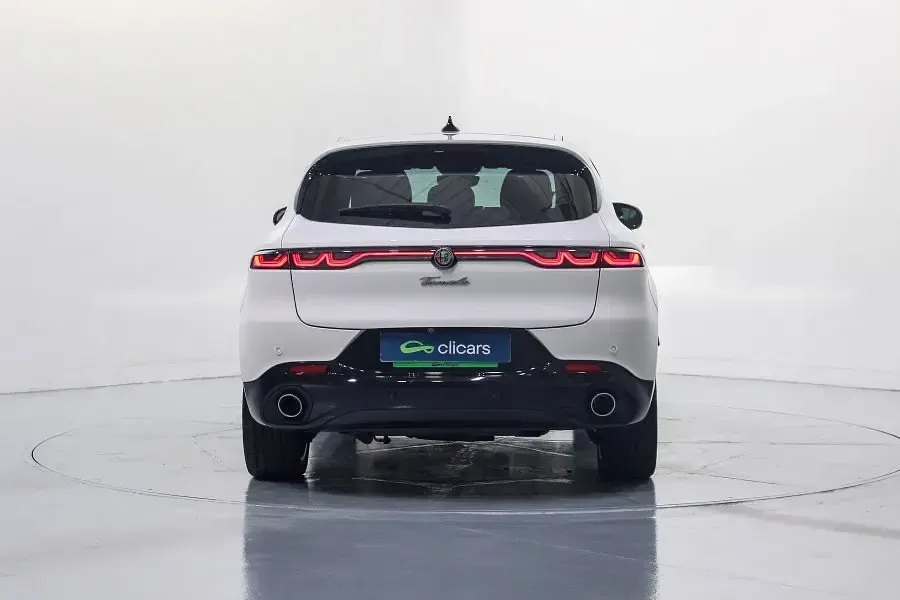 Usado Alfa Romeo Tonale Veloce 280 CV (205 kW) 2024 Blanco SUV