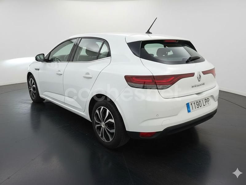 Usado Renault Mégane IV Intens 116 CV (85 kW) 2021 Blanco Berlina