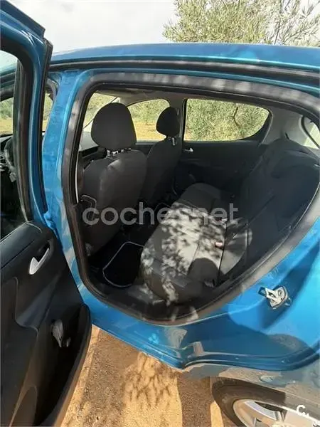 Usado Peugeot 207 70 CV (51 kW) 2012 Azul Berlina