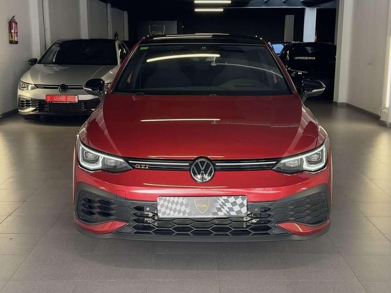 Usado VW Golf VIII GTI 300 CV (220 kW) 2022 Burdeos Utilitario