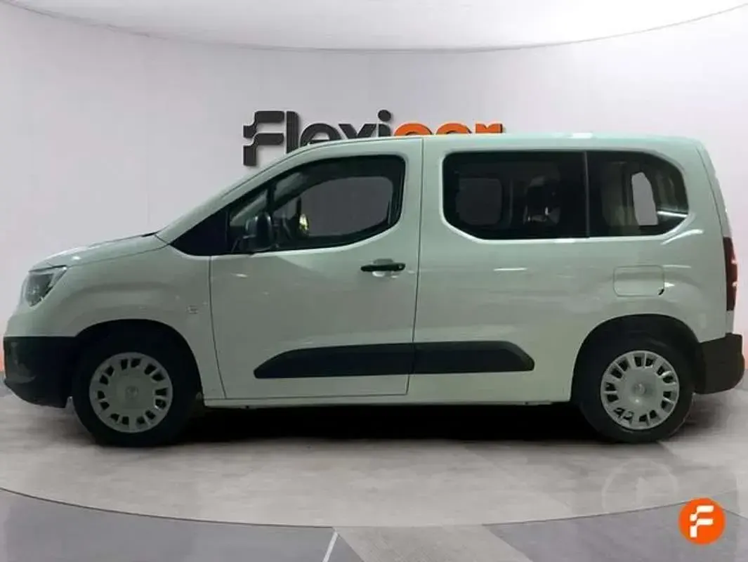 Usado Opel Combo Life Edition+ 102 CV (75 kW) 2021 Blanco Monovolumen