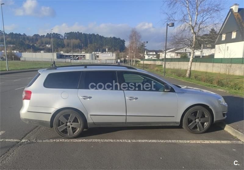Usado VW Passat Edition 140 CV (102 kW) 2010 Gris / plata Familiar