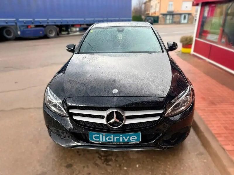 Usado Mercedes C220 170 HP (125 kW) 2014 Preto Sedan