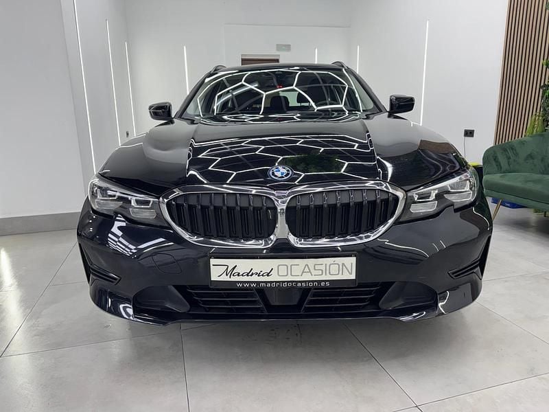 Usado BMW 320e 204 CV (150 kW) 2022 Negro Familiar