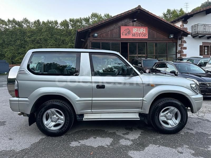 Gris / plata Usado 2001 Toyota Land Cruiser SUV | 20.999 € - Imagen 1/4