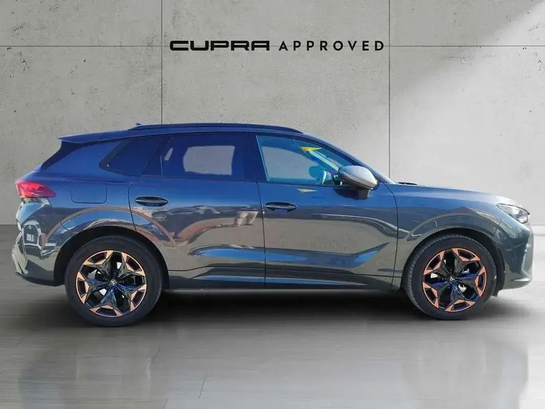 Käytetty Cupra Terramar 150 HP (110 kW) 2025 Harmaa Katumaasturi