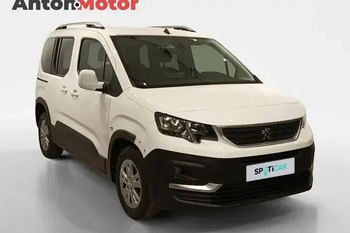 Usado Peugeot Rifter Active 130 CV (95 kW) 2020 Monovolumen