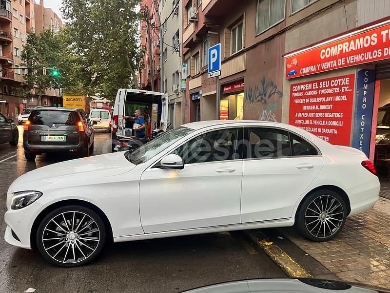 Usado Mercedes C220 170 CV (125 kW) 2015 Blanco Berlina