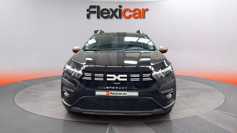 Usado Dacia Sandero Extreme 101 CV (74 kW) 2025 Gris Utilitario