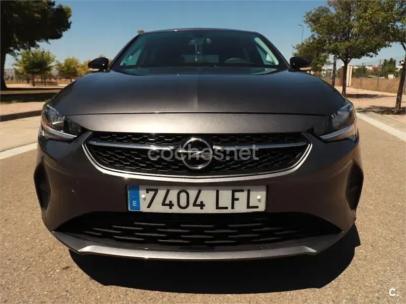 Usado Opel Corsa Edition 75 CV (55 kW) 2020 Gris / plata Utilitario