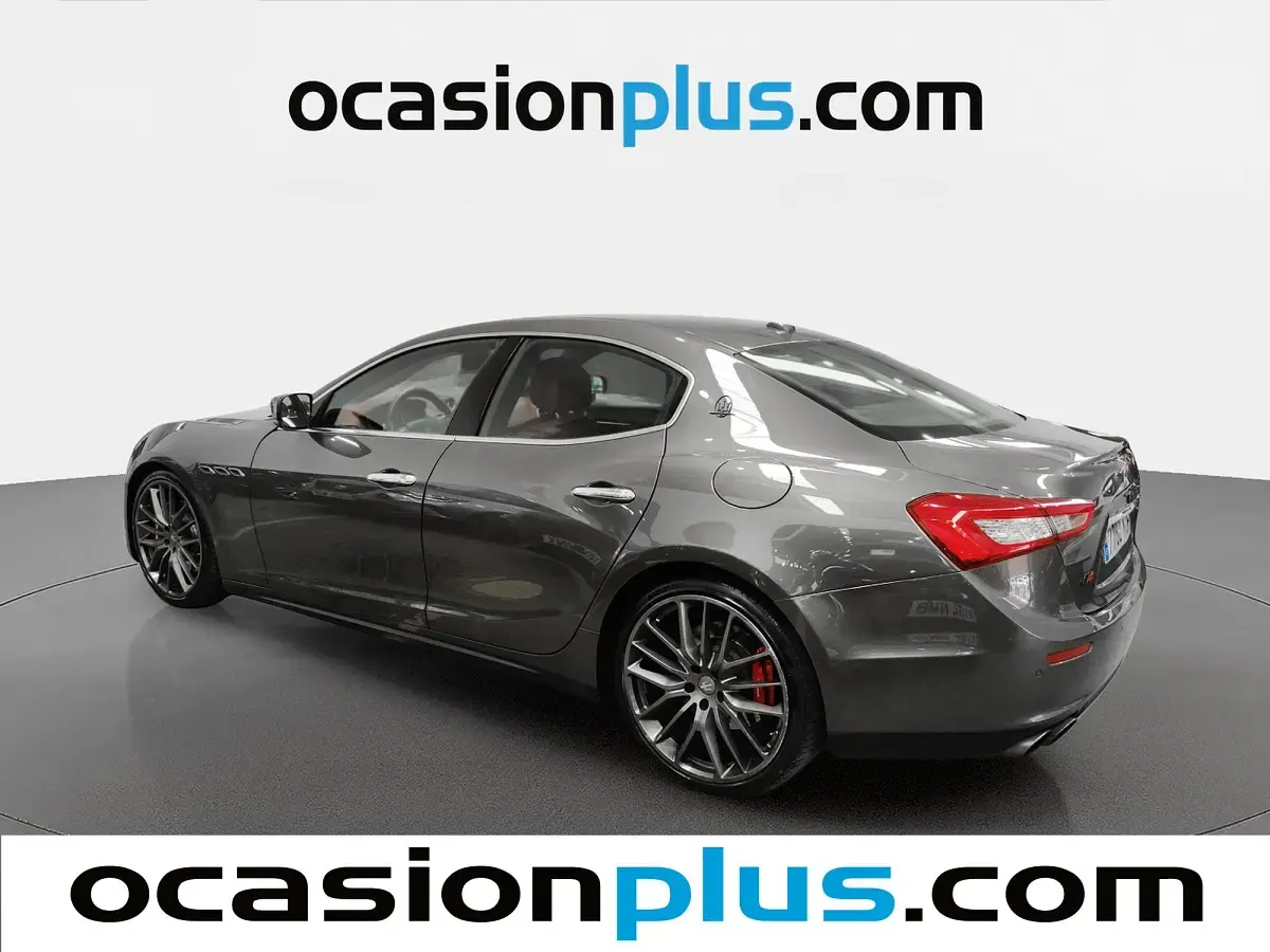 Usado Maserati Ghibli 411 CV (302 kW) 2015 Gris Berlina