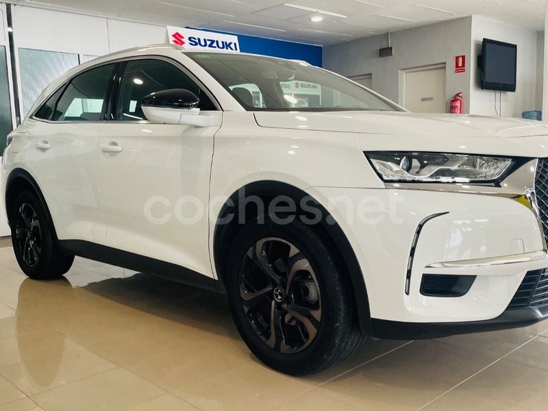 Usado DS Automobiles DS7 Crossback So Chic 130 CV (95 kW) 2019 Blanco SUV