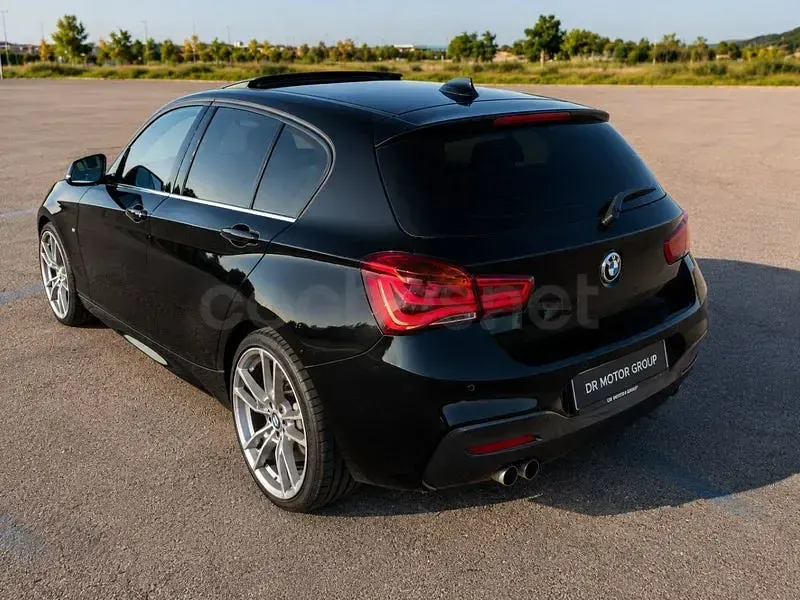 Usado BMW 125 Comfort Edition 224 CV (164 kW) 2017 Negro Utilitario