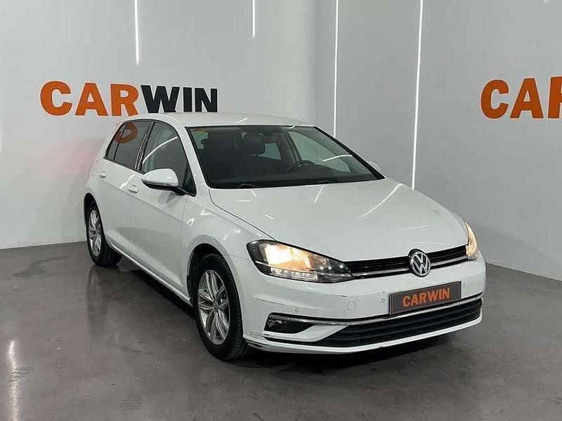 Usado VW Golf VII Advance 125 CV (91 kW) 2018 Blanco Utilitario