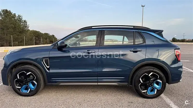 Usado Lynk & Co 01 197 CV (144 kW) 2022 Azul SUV