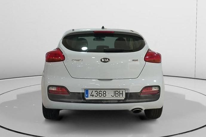 Używany Kia Ceed 110 KM (80 kW) 2014 Hatchback