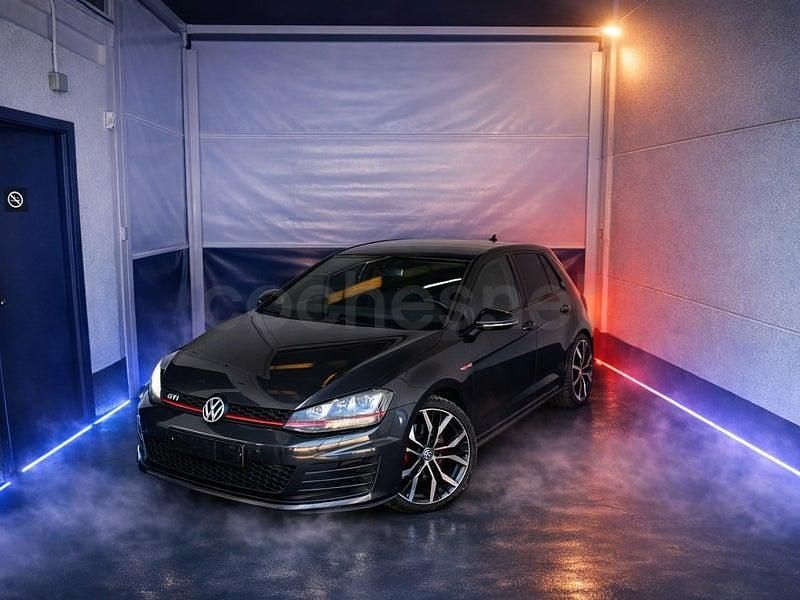 Usado VW Golf VII GTI 220 HP (161 kW) 2015 Preto Sedan