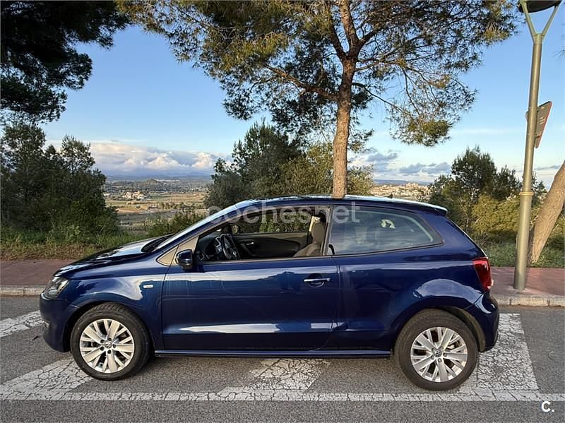 Usado VW Polo Advance 90 CV (66 kW) 2012 Azul Utilitario
