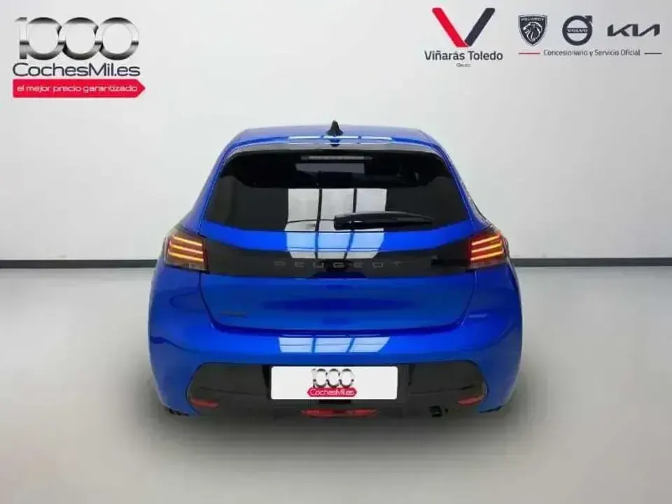 Usado Peugeot 208 Allure 100 CV (73 kW) 2024 Azul Utilitario