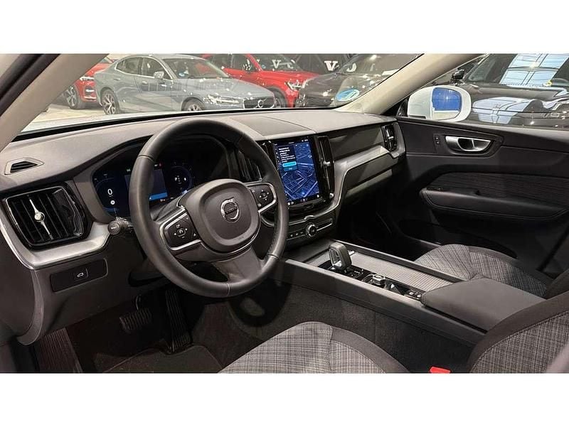 Usado Volvo XC60 Core 197 CV (144 kW) 2024 Blanco SUV