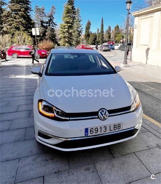 Usado VW Golf VII Advance 150 CV (110 kW) 2019 Blanco Berlina