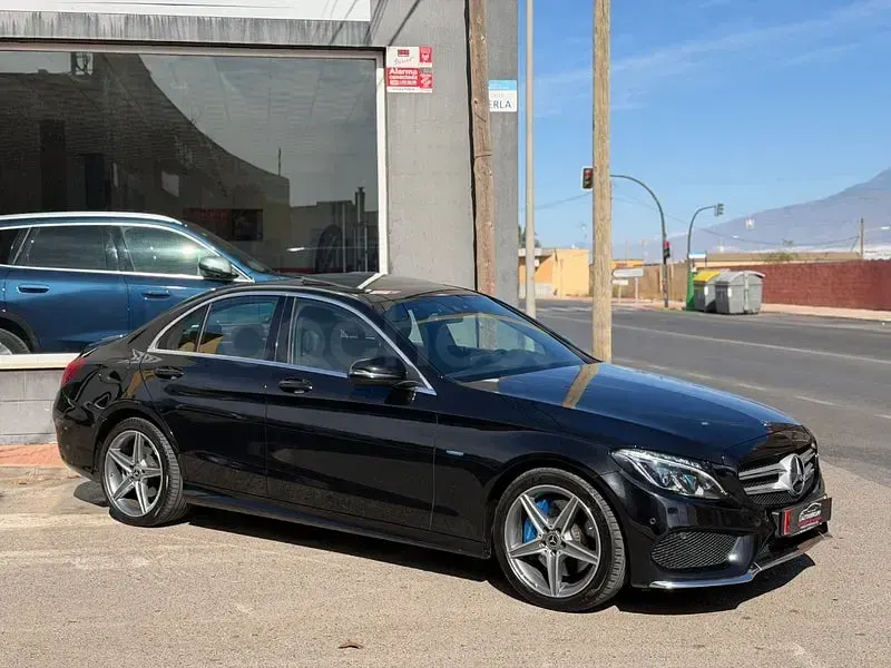 Usado Mercedes C350e 279 CV (205 kW) 2018 Negro Berlina