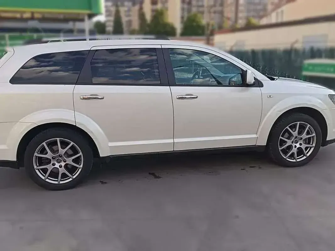 Usado Fiat Freemont Lounge 170 CV (125 kW) 2012 Blanco SUV
