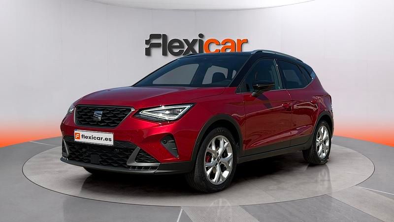 Usado Seat Arona FR 150 CV (110 kW) 2023 Rojo SUV
