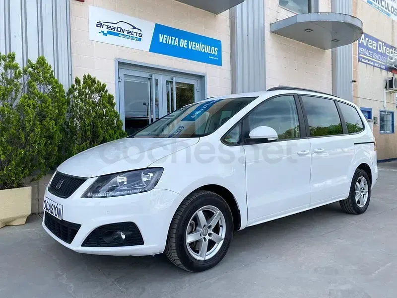 Usado Seat Alhambra Style 177 CV (130 kW) 2013 Blanco Monovolumen