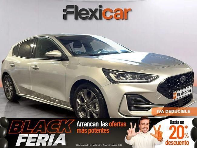 Gris / plata Usado 2023 Ford Focus ST-Line Berlina | 18.990 € (Buen precio) - Imagen 1/4