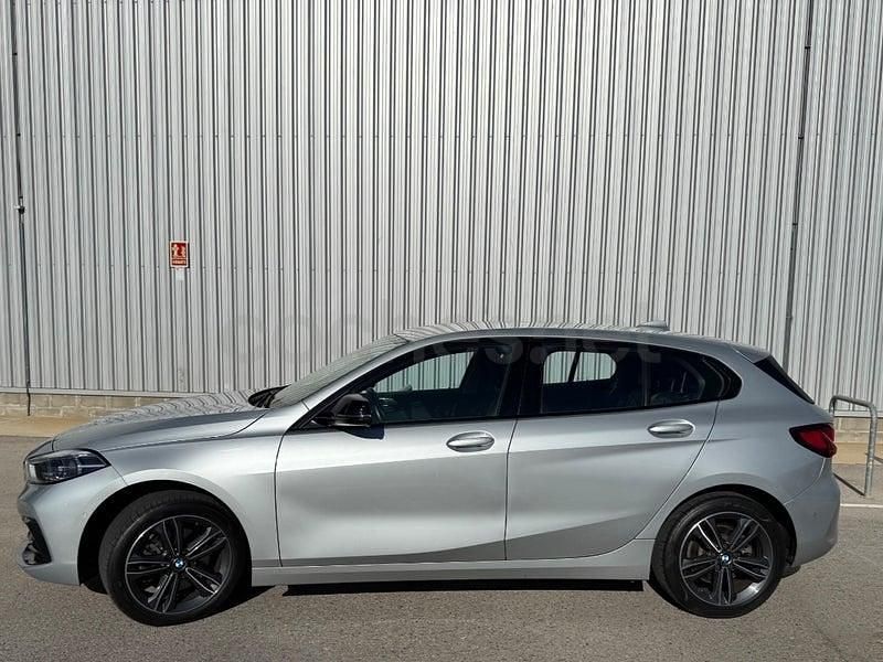 Usado BMW 116 116 CV (85 kW) 2020 Gris / plata Utilitario