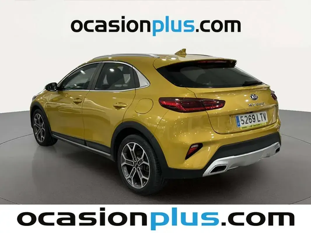 Usado Kia XCeed 160 CV (117 kW) 2021 Amarillo SUV