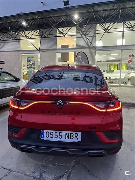 Usado Renault Arkana Techno 160 CV (117 kW) 2025 Rojo SUV