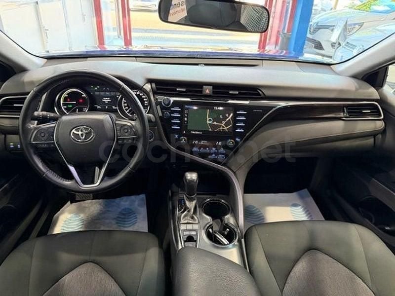 Usado Toyota Camry Advance 218 CV (160 kW) 2020 Azul Berlina