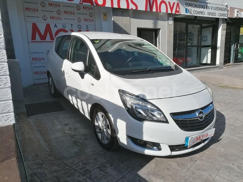 Usado Opel Meriva Excellence 140 CV (102 kW) 2016 Blanco Monovolumen