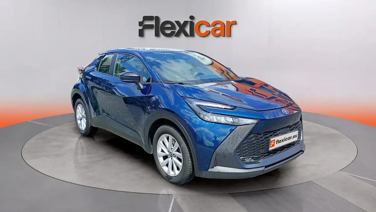 Usado Toyota C-HR Active 140 HP (102 kW) 2024 SUV