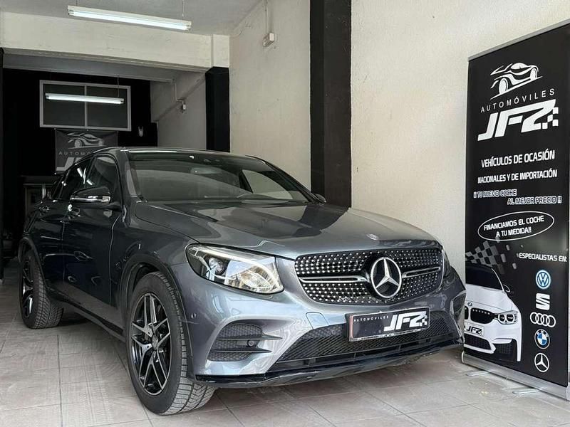 Gris / plata Usado 2017 Mercedes GLC220 Coupe | 36.900 € (Caro) - Imagen 1/4