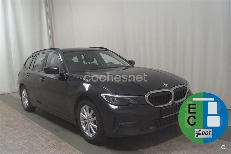 Negro Usado 2020 BMW 320 Sport Line Familiar | 19.900 € (Buen precio) - Imagen 1/4