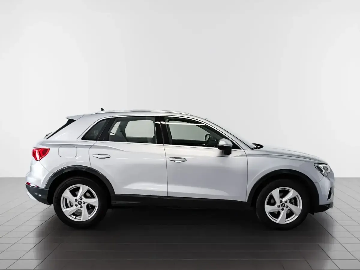 Usado Audi Q3 Advanced 150 CV (110 kW) 2023 Gris SUV